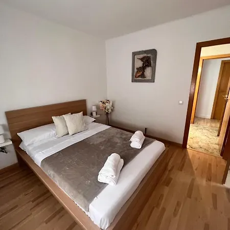 Ca La Lidia 빌라데칸스